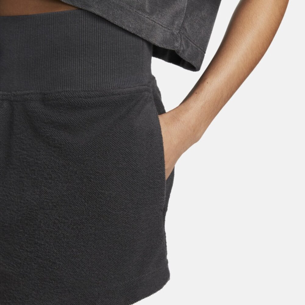 NWT Nike High Waist Reverse French Terry Shorts in Gray MEDIUM - Picture 5 of 7